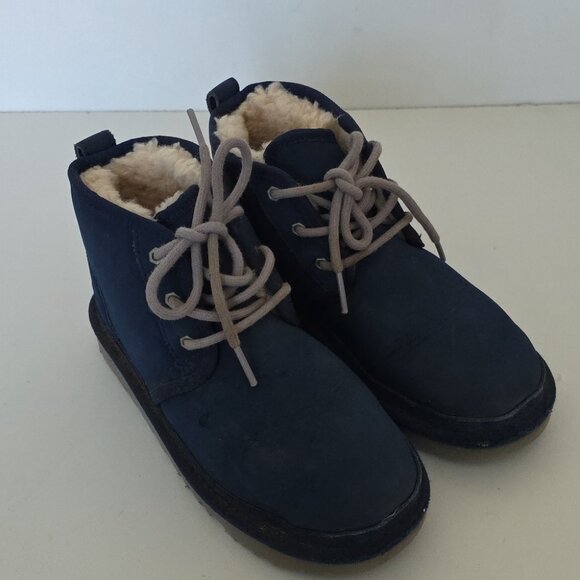 UGG |  Neumel 1016652K Classic Winter Boots Blue Kids Size 2 - Picture 3 of 5